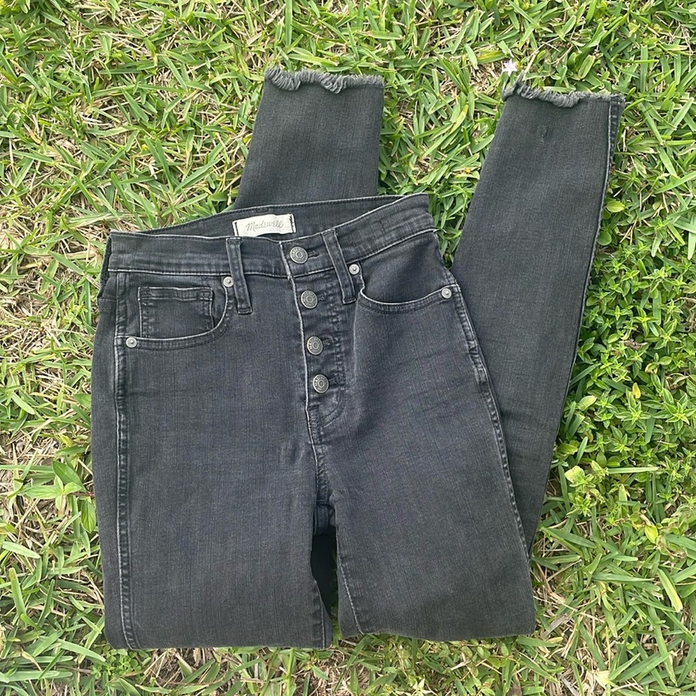 [Madewell] Black “10 Inch High Rise Skinny” Jeans - Size 24